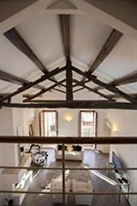 Lac Luxury Apartment Cagliari Barcelona 0*,  Italia